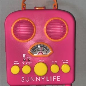 sunnylife retro radio